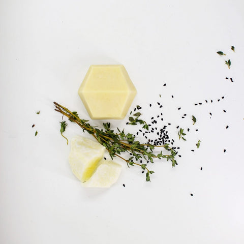 solidu, body butter, thyme, murumuru, black cumin. compostable, black package.